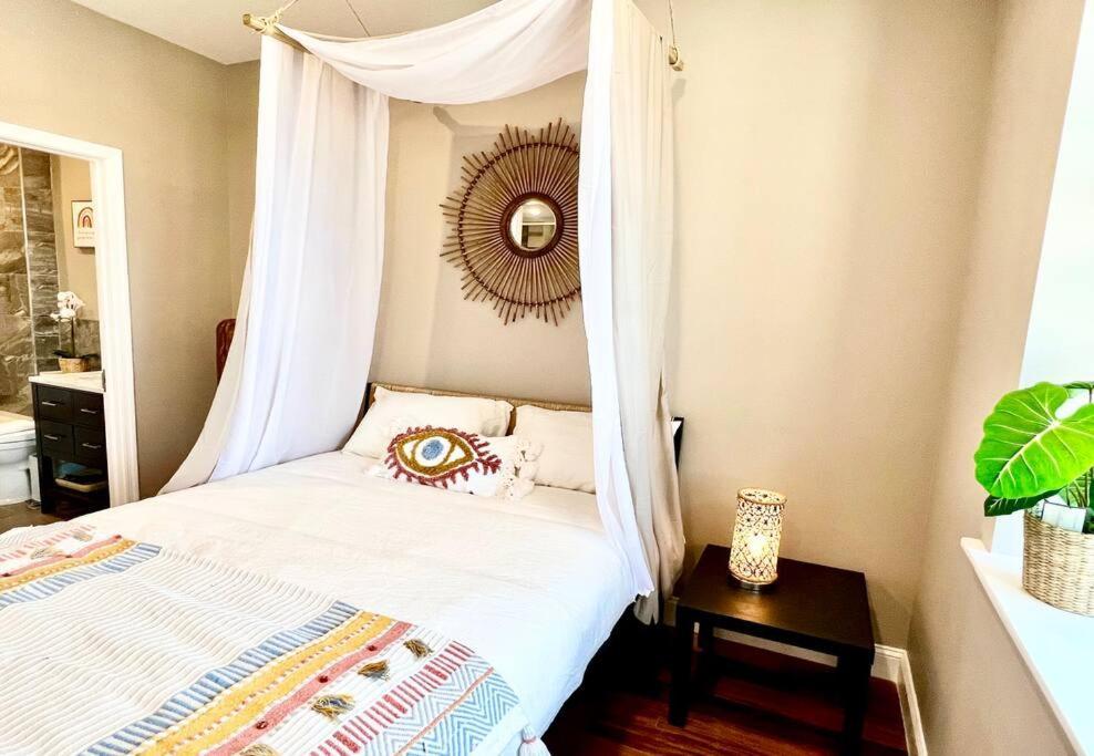 Apartment 503 Bohemian Romance In Center Philadelphia
