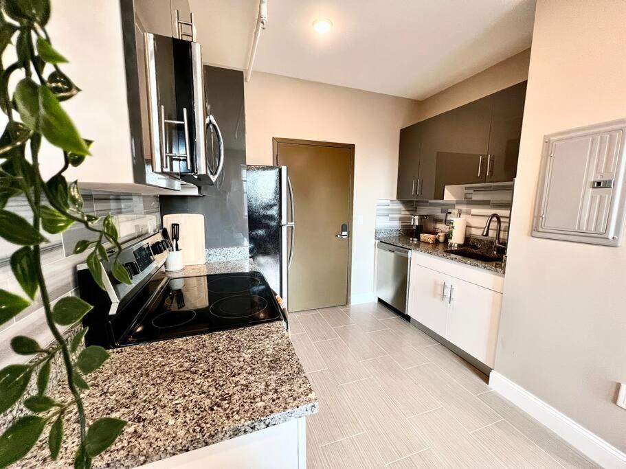 Apartment 503 Bohemian Romance In Center *